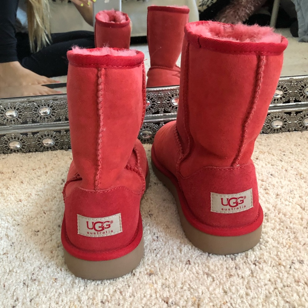 Red short Uggs
